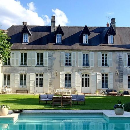 Bed and Breakfast Logis Des Tourelles Cognac Exterior foto