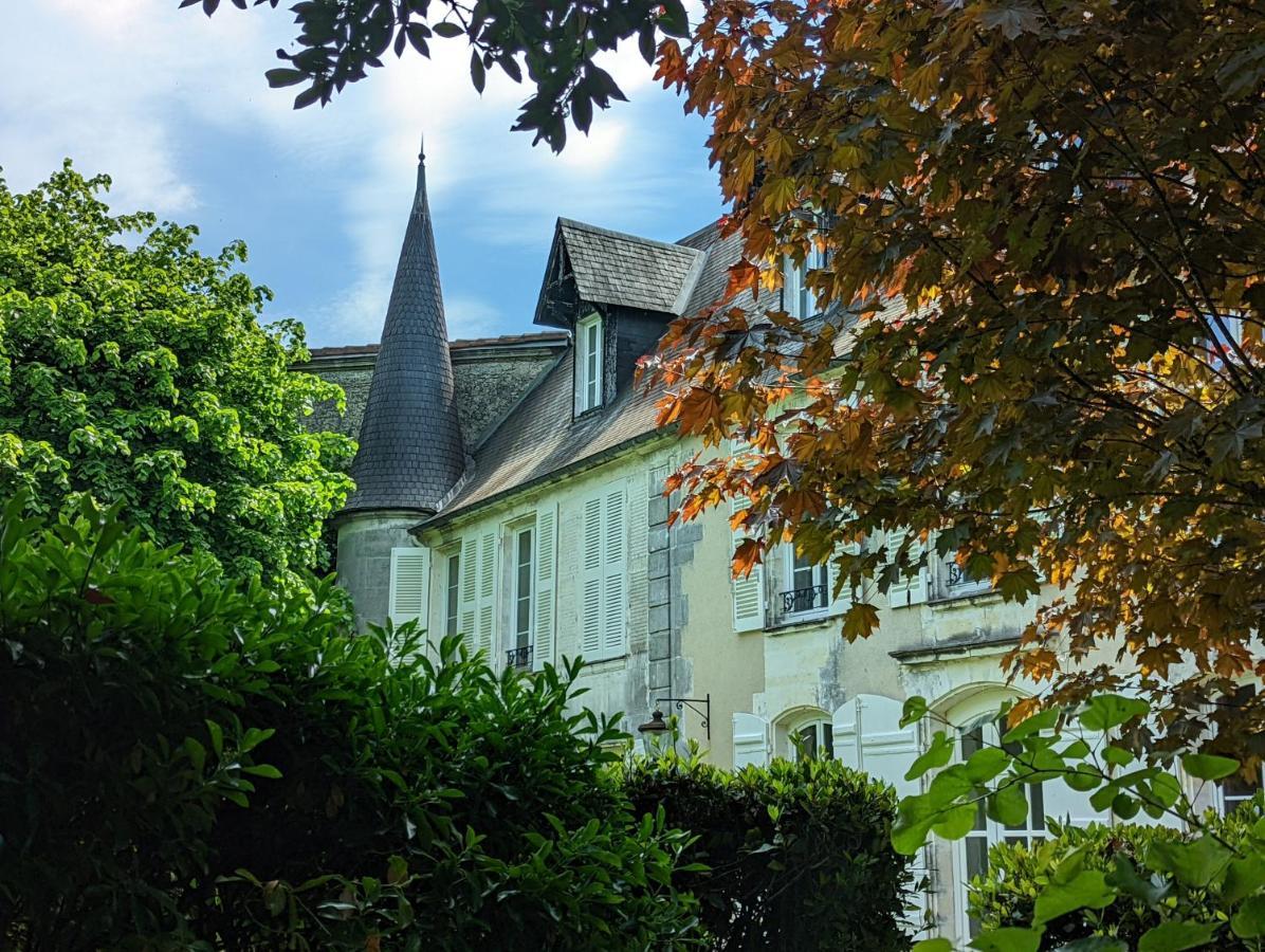 Bed and Breakfast Logis Des Tourelles Cognac Exterior foto